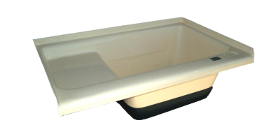 A white and black bathtub

Description automatically generated